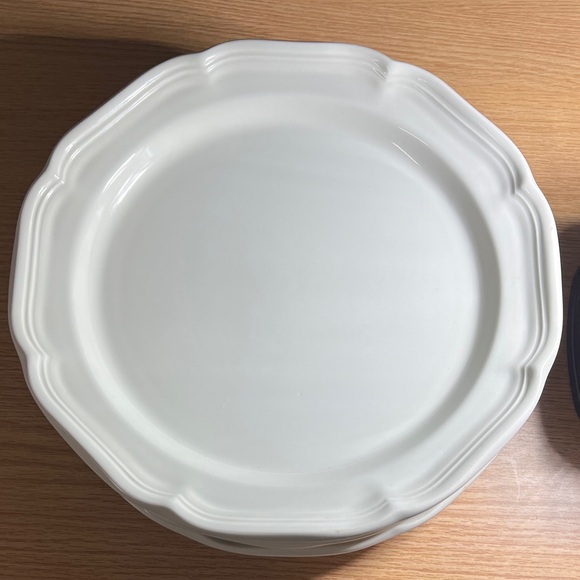 Mikasa Other - Mikasa French Countryside F9000 Dinner Plate